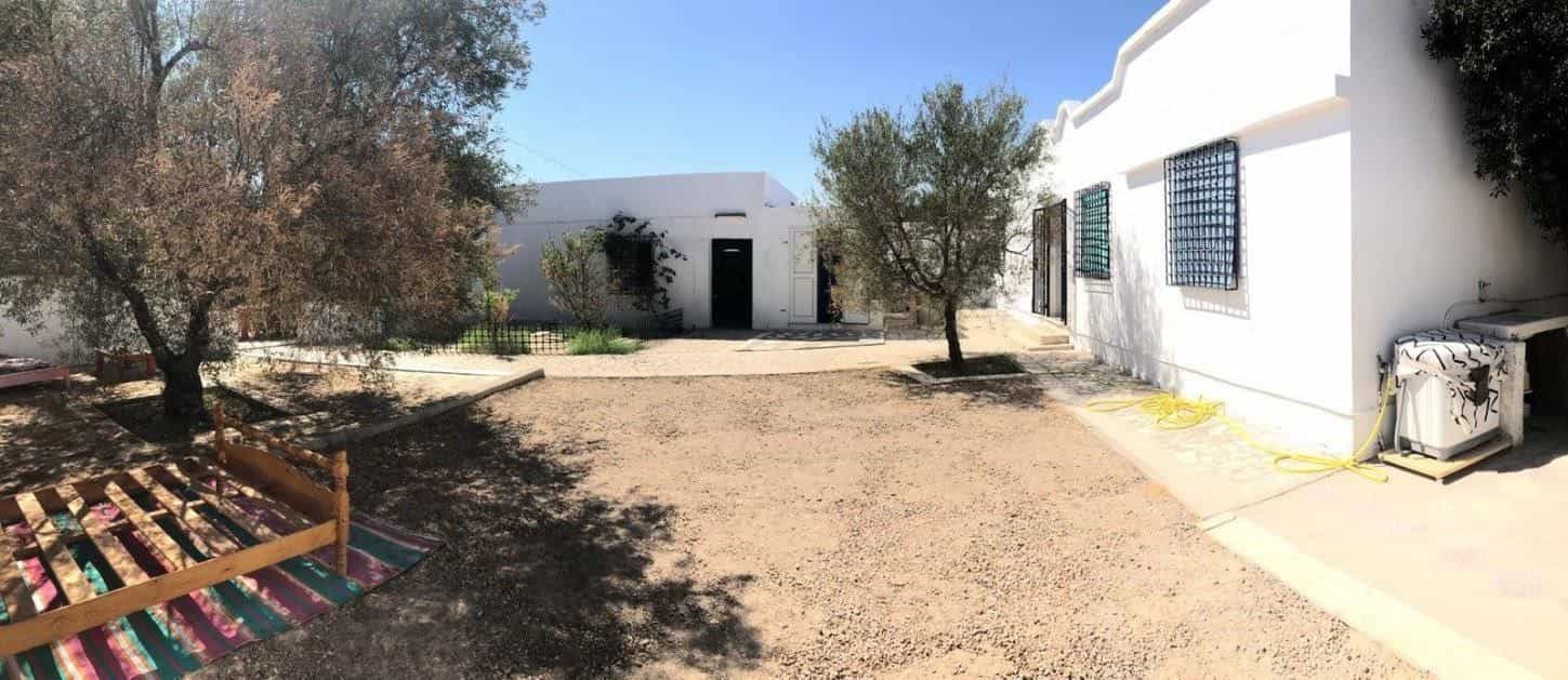 House in El Jem, Mahdia Governorate 12635596