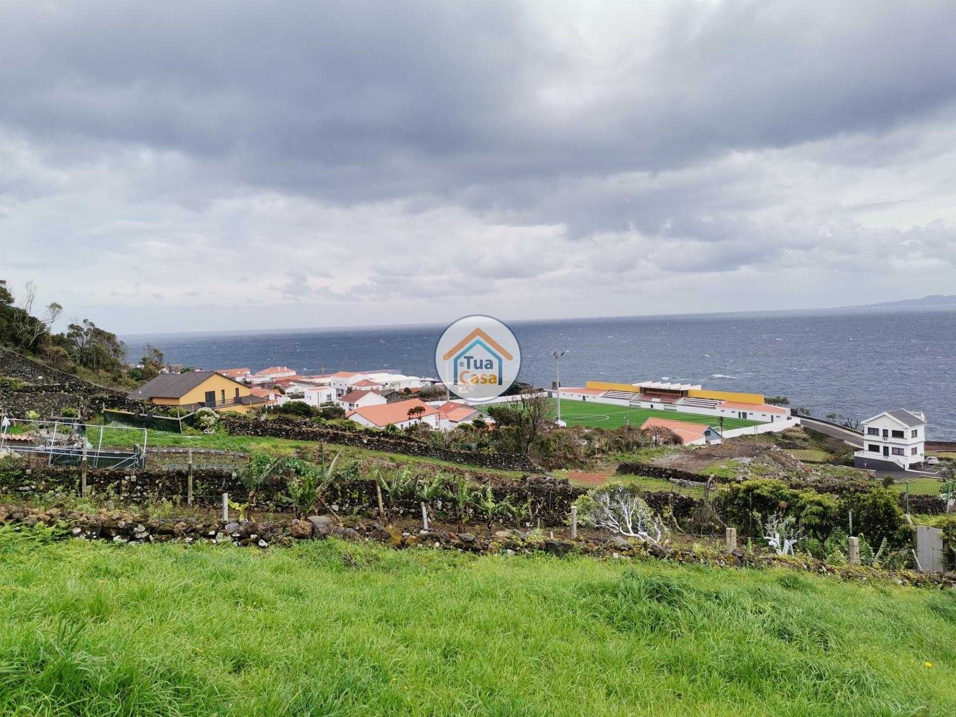 loger dans Calheta, Azores 12636055