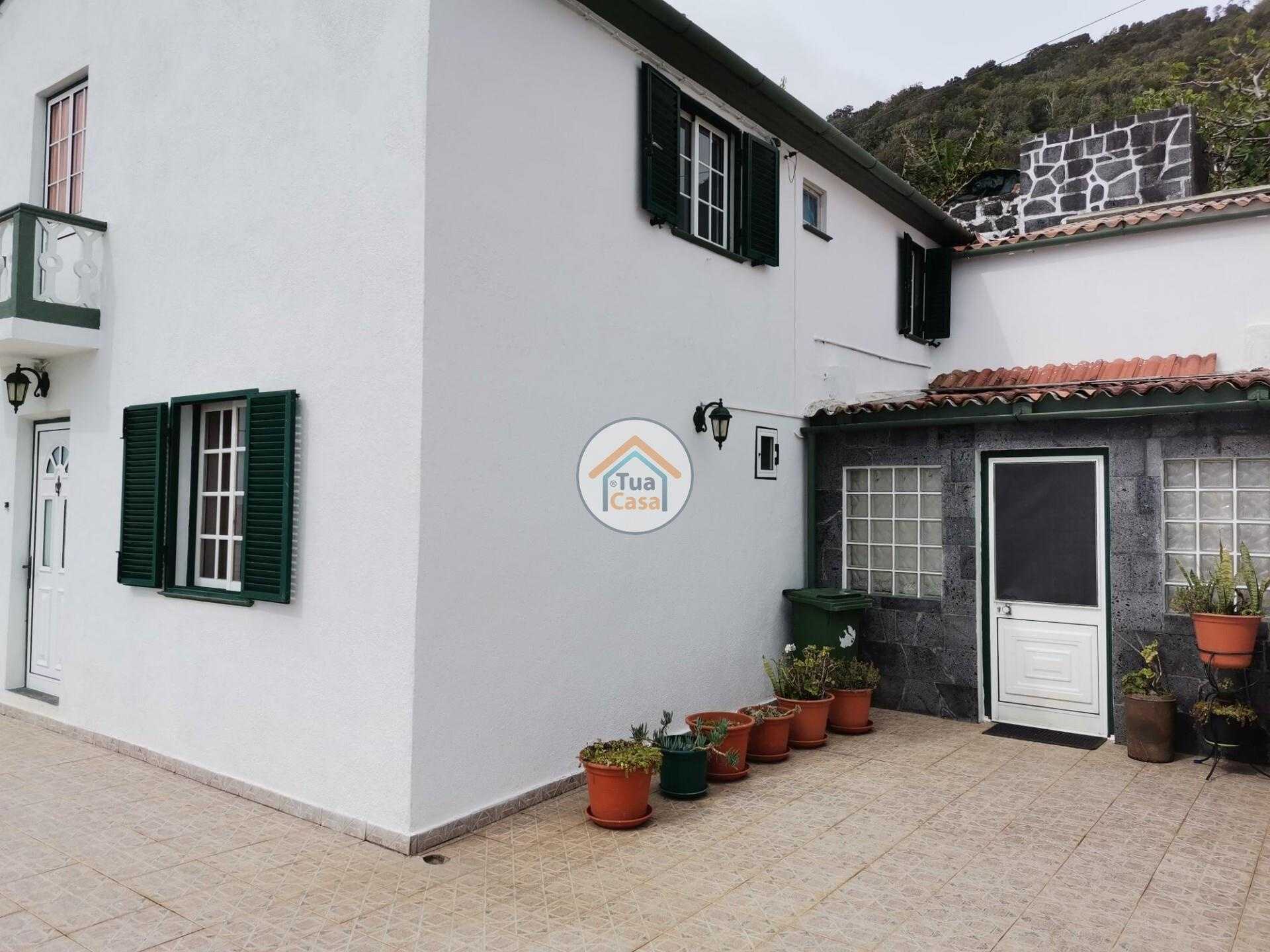 loger dans Calheta, Azores 12636055