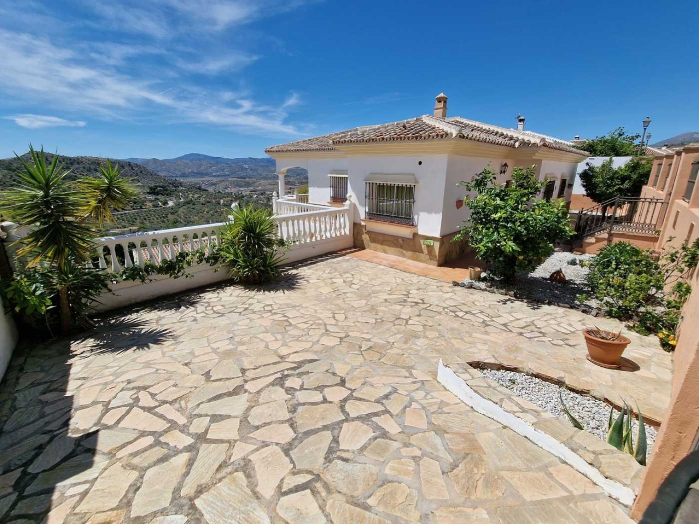 σπίτι σε Alcaucín, Andalusia 12637984