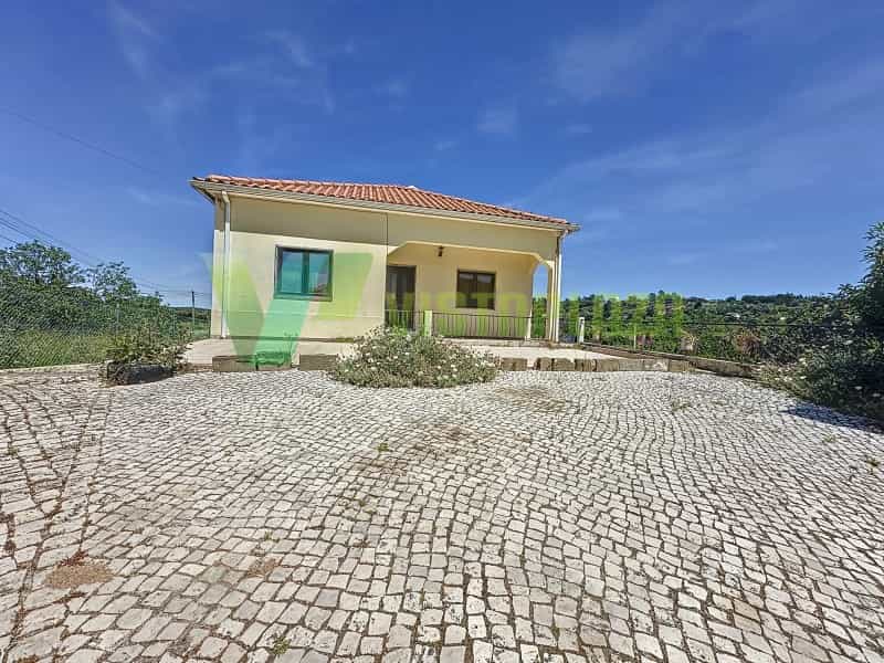 房子 在 São Bartolomeu de Messines, Faro 12638680