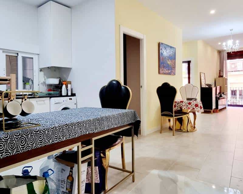 公寓 在 Alacant, Comunidad Valenciana 12638803