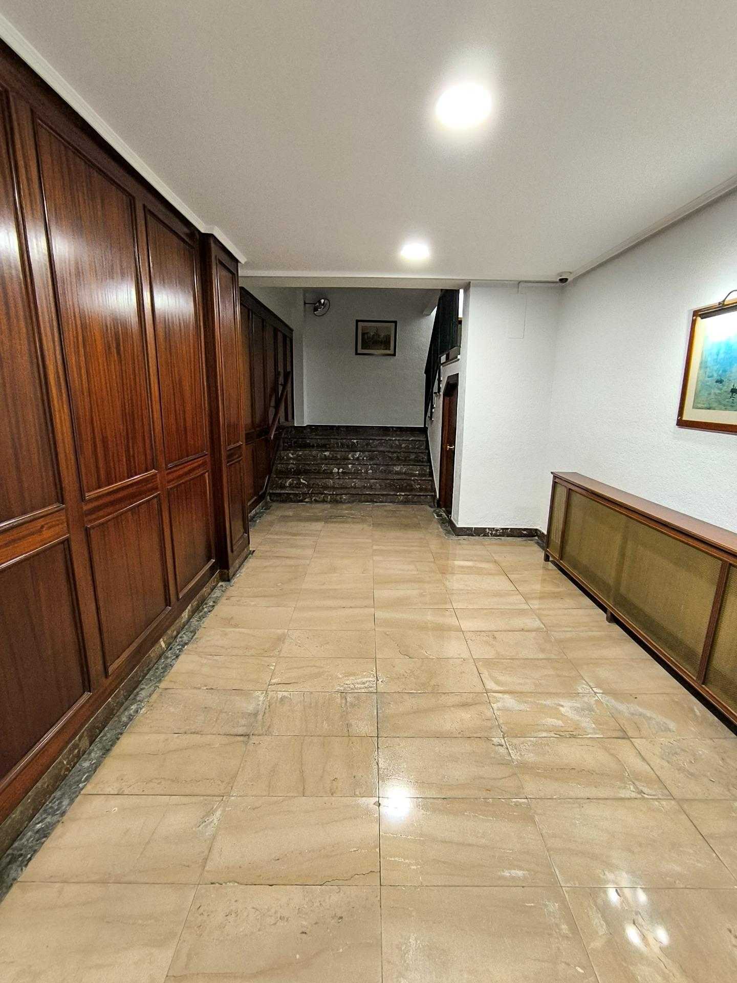 Condominium in Portugalete, País Vasco 12638825