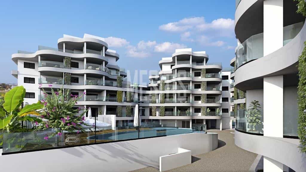 Condominium dans Livadia, Larnaka 12638990