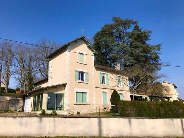 Huis in Ribérac, Nouvelle-Aquitaine 12639063
