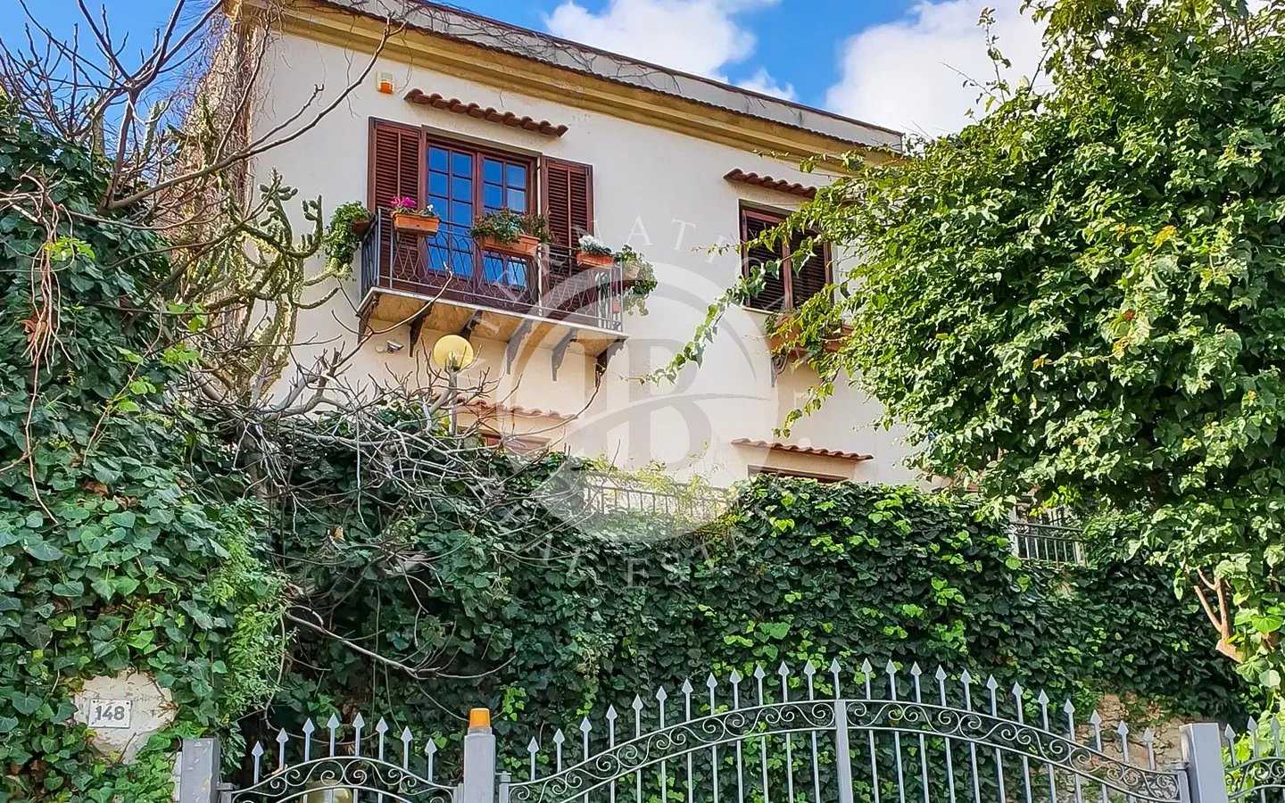 Huis in Palermo, Sicilia 12639700