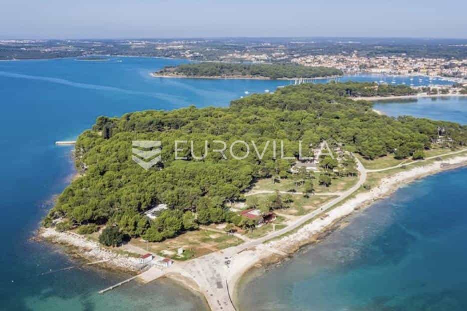 Land in Banjole, Istarska Zupanija 12639762