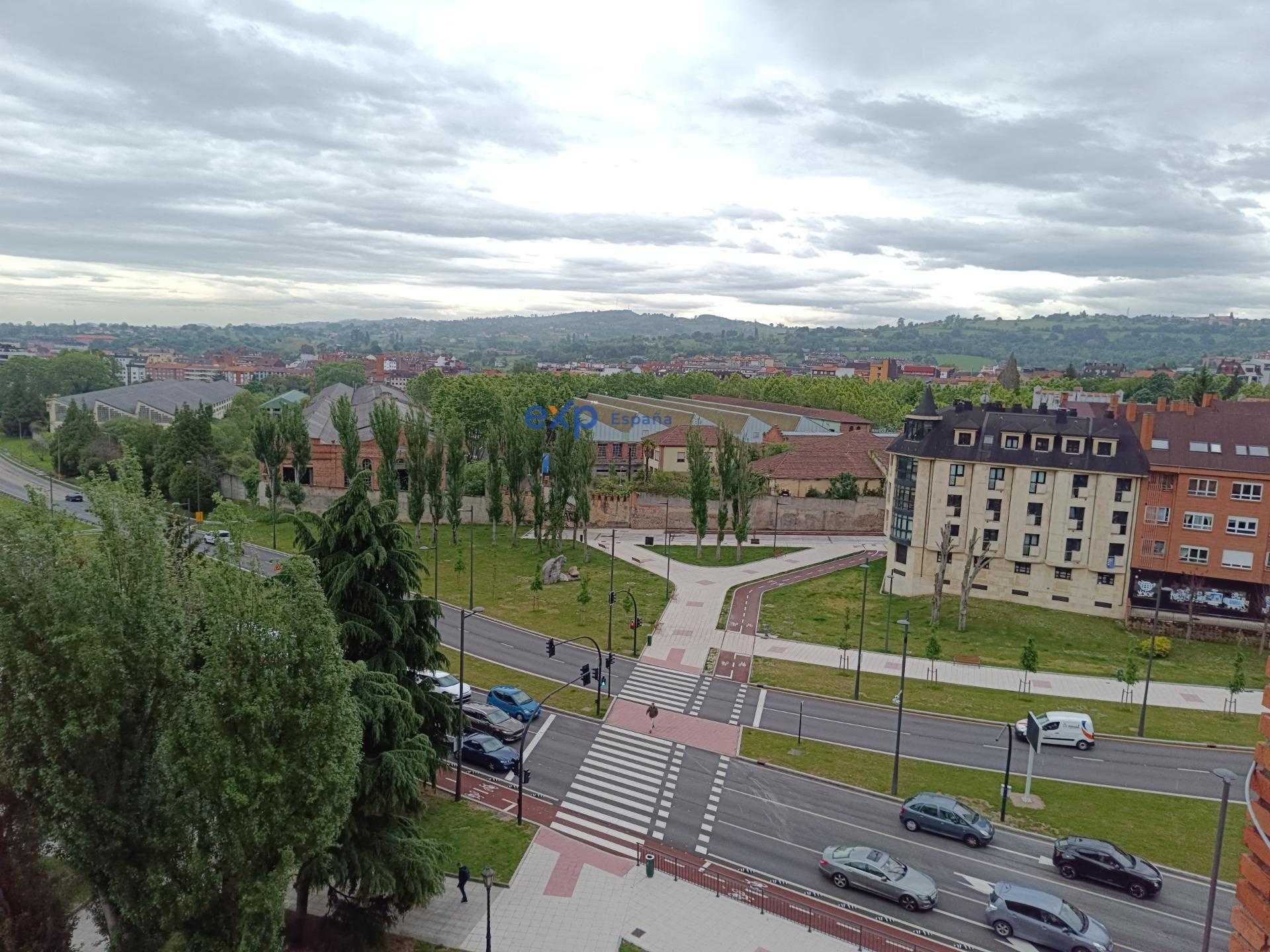 Condominium dans Oviedo, Asturies 12639933
