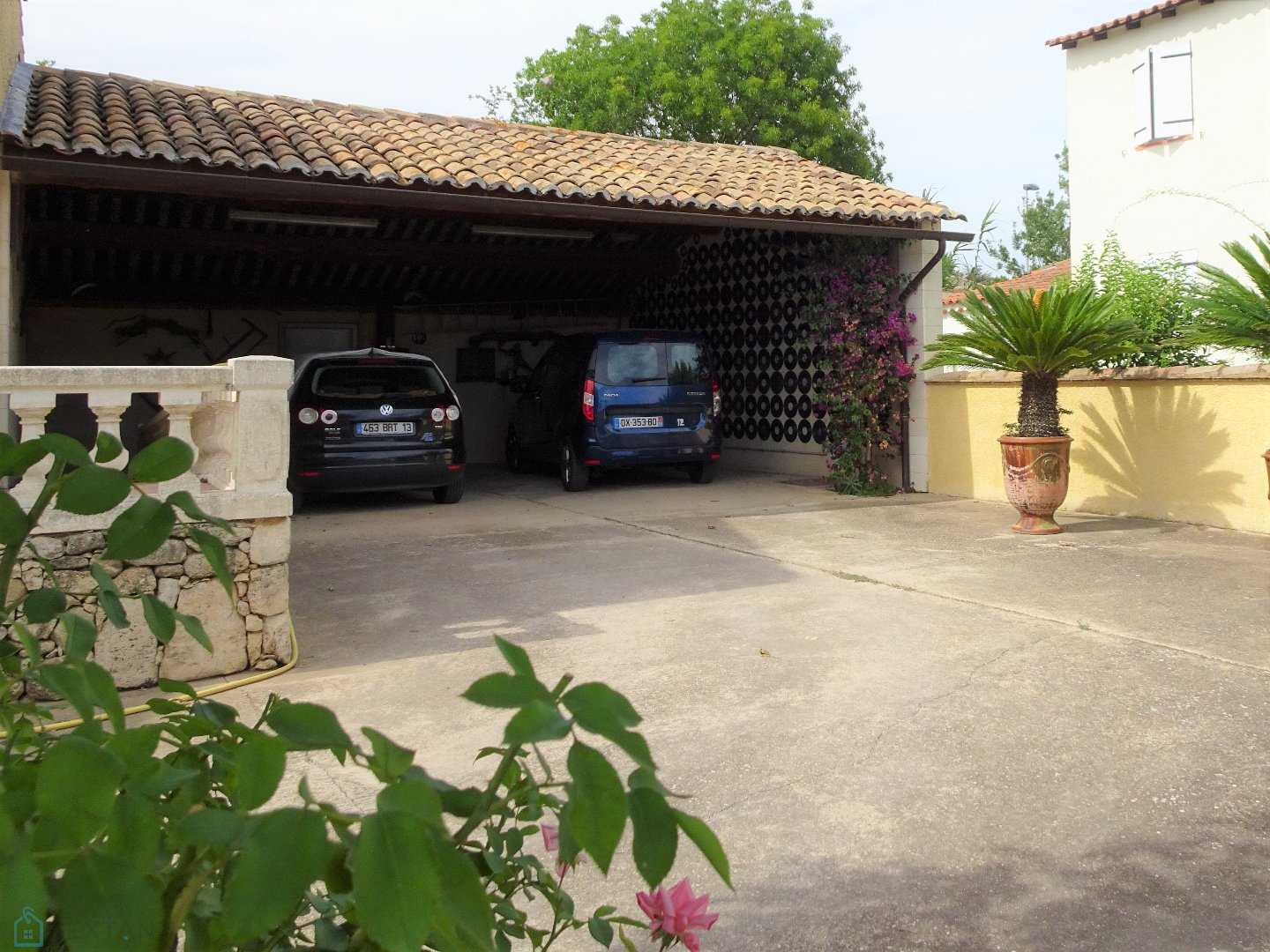 Huis in Istres, Provence-Alpes-Côte d'Azur 12640263