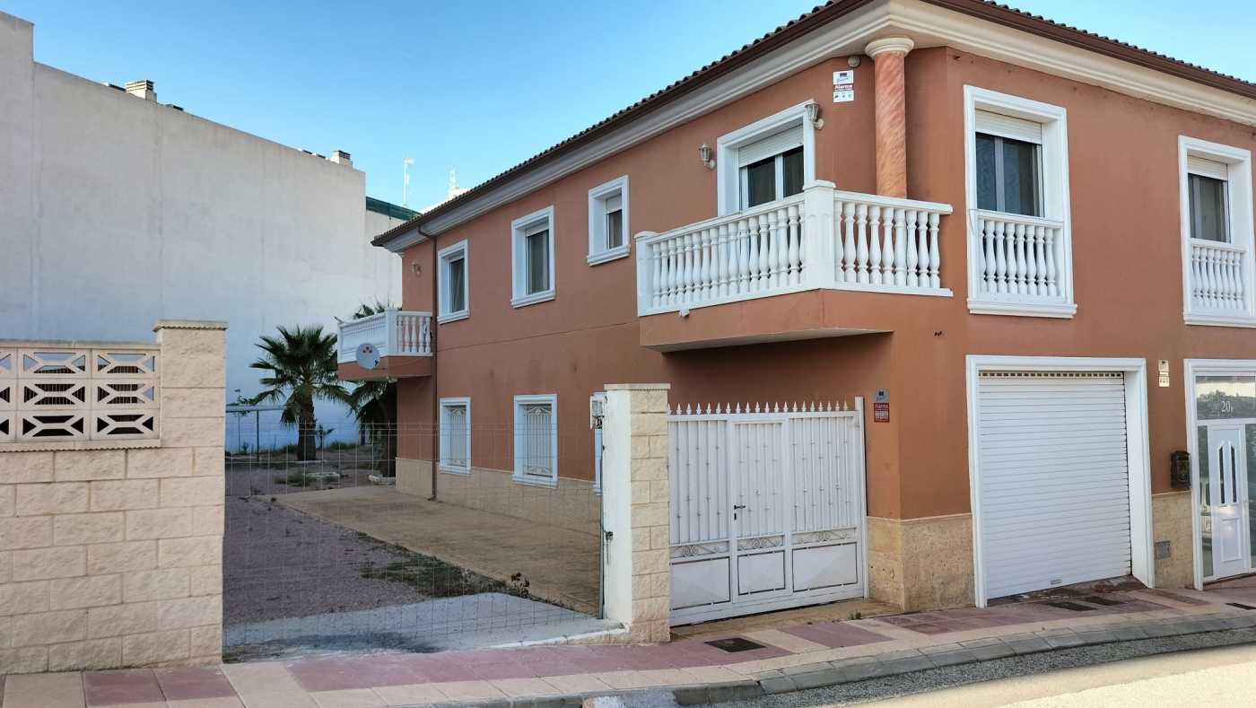 Hus i Camara, Valencia 12641221