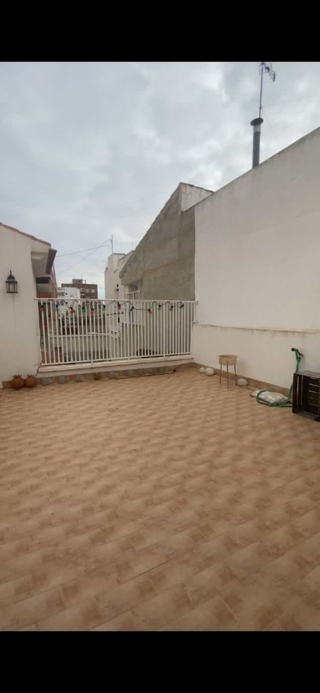 σπίτι σε Catral, Comunidad Valenciana 12641582