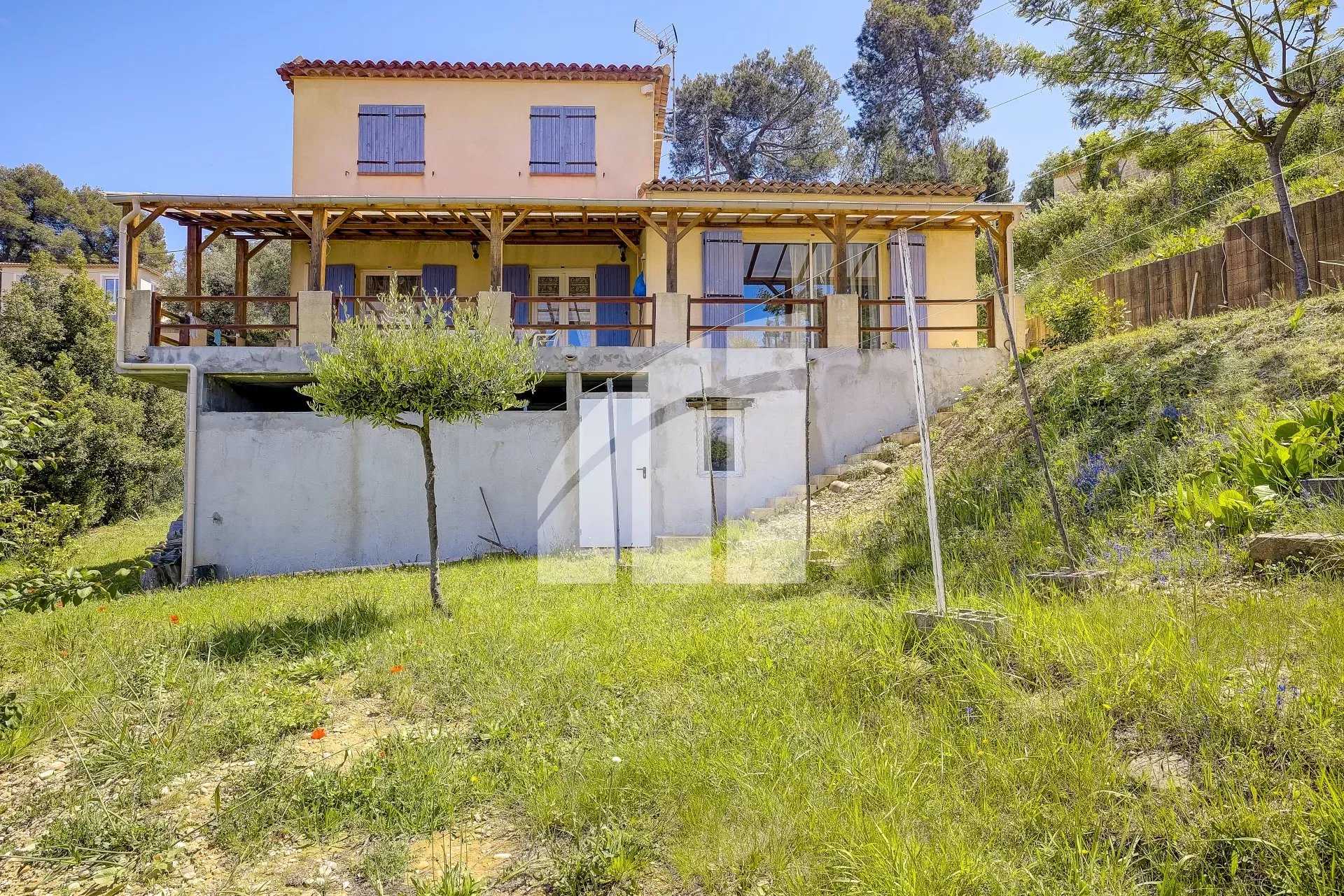 House in Colomars, Provence-Alpes-Cote d'Azur 12642895