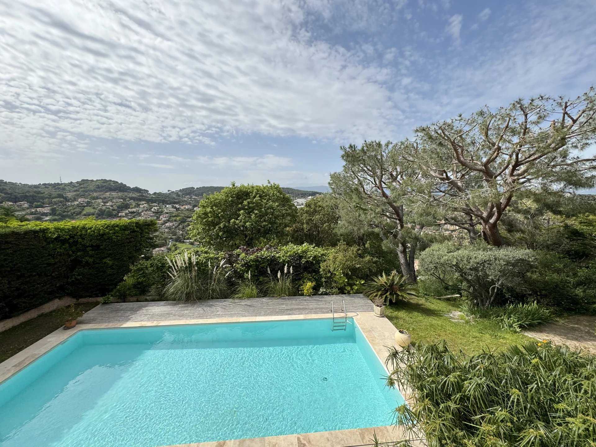 Rumah di Vallauris, Provence-Alpes-Cote d'Azur 12642912