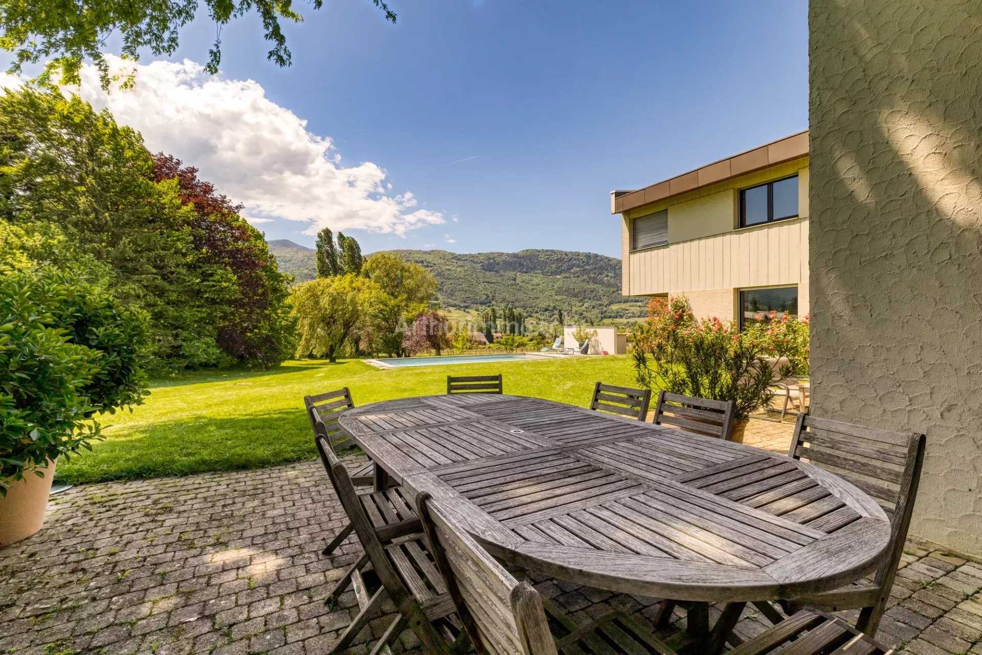 Dom w Chambéry, Savoie 12642942