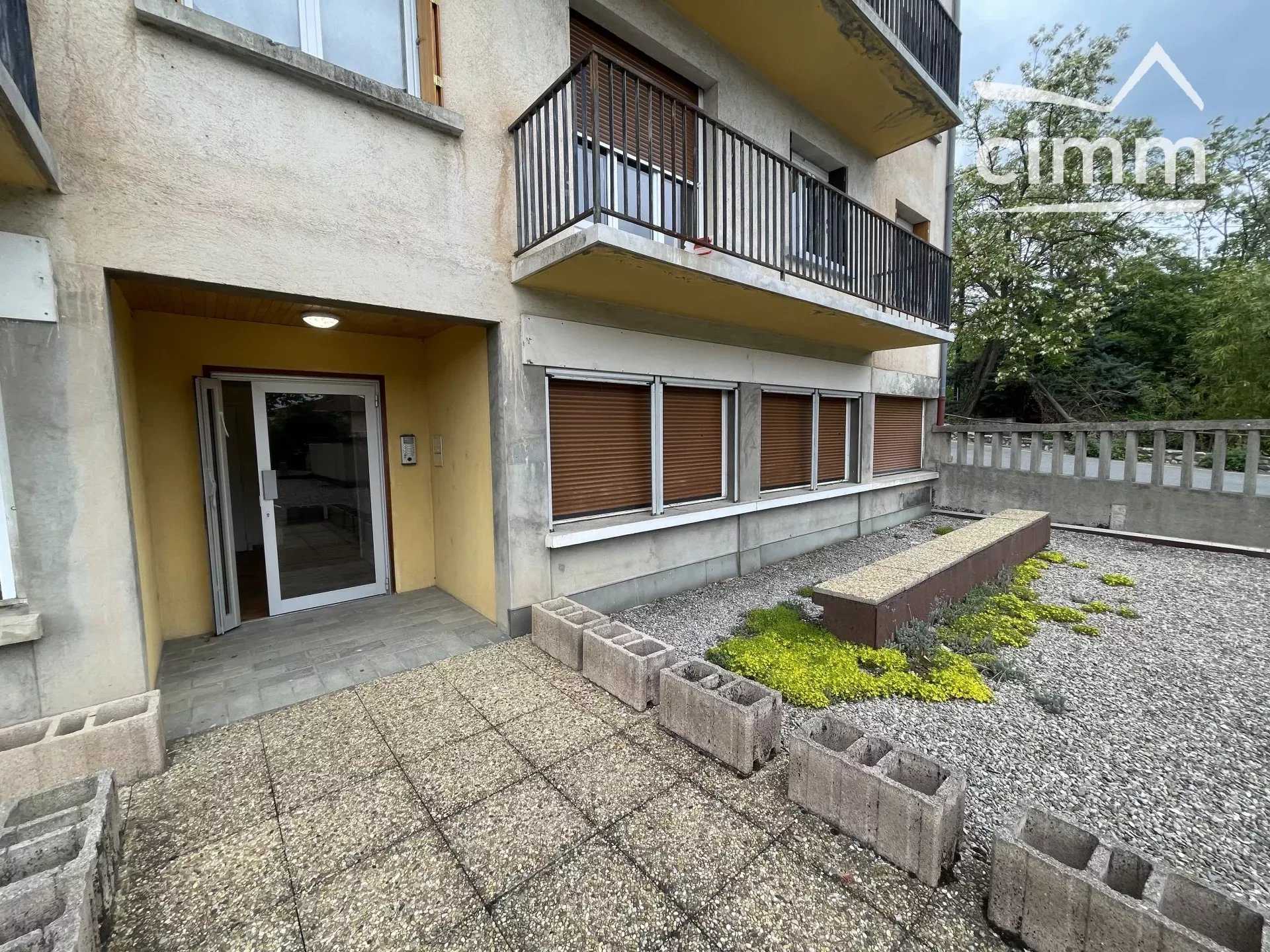 Condominio nel Laragne-Monteglin, Provenza-Alpi-Costa Azzurra 12642964