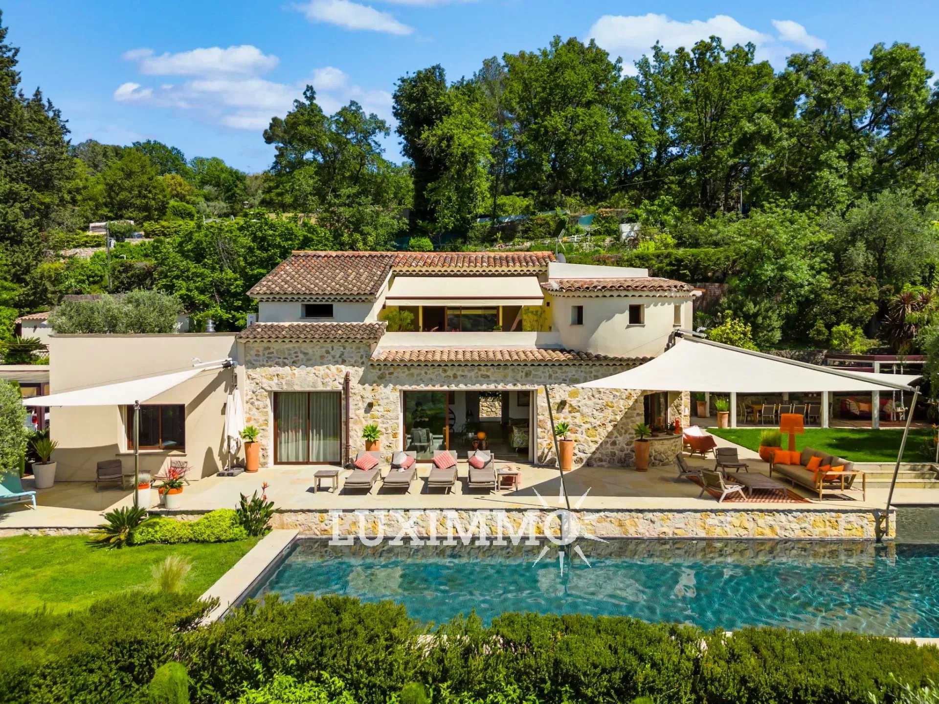 Rumah di Mougin, Provence-Alpes-Cote d'Azur 12642982