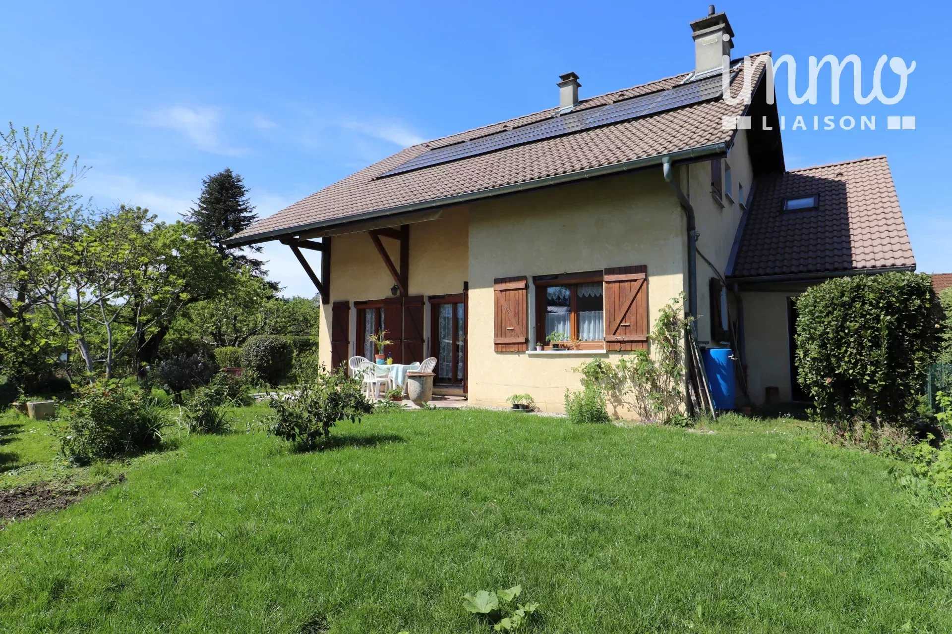 casa en Saint-Alban-Leysse, Auvernia-Ródano-Alpes 12643043