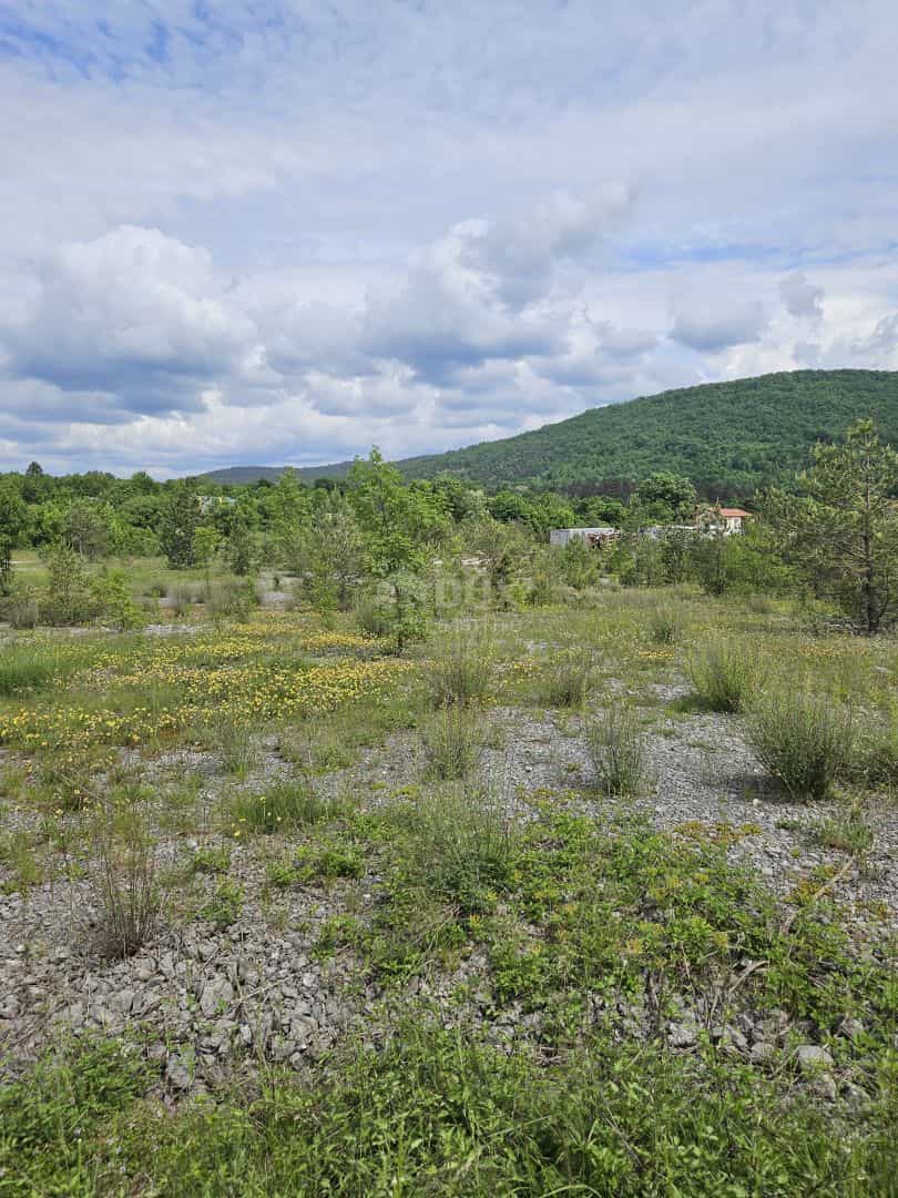 الأرض في Rupa, Primorje-Gorski Kotar County 12643247