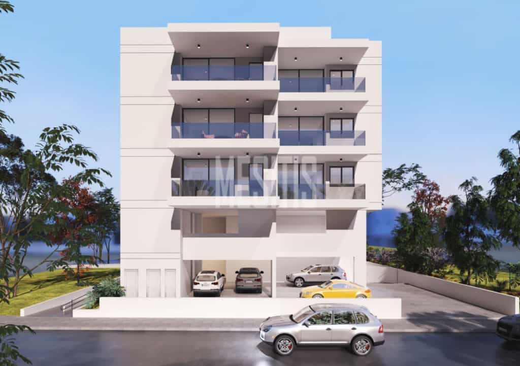 Condominio en Nicosia, Lefkosia 12643400