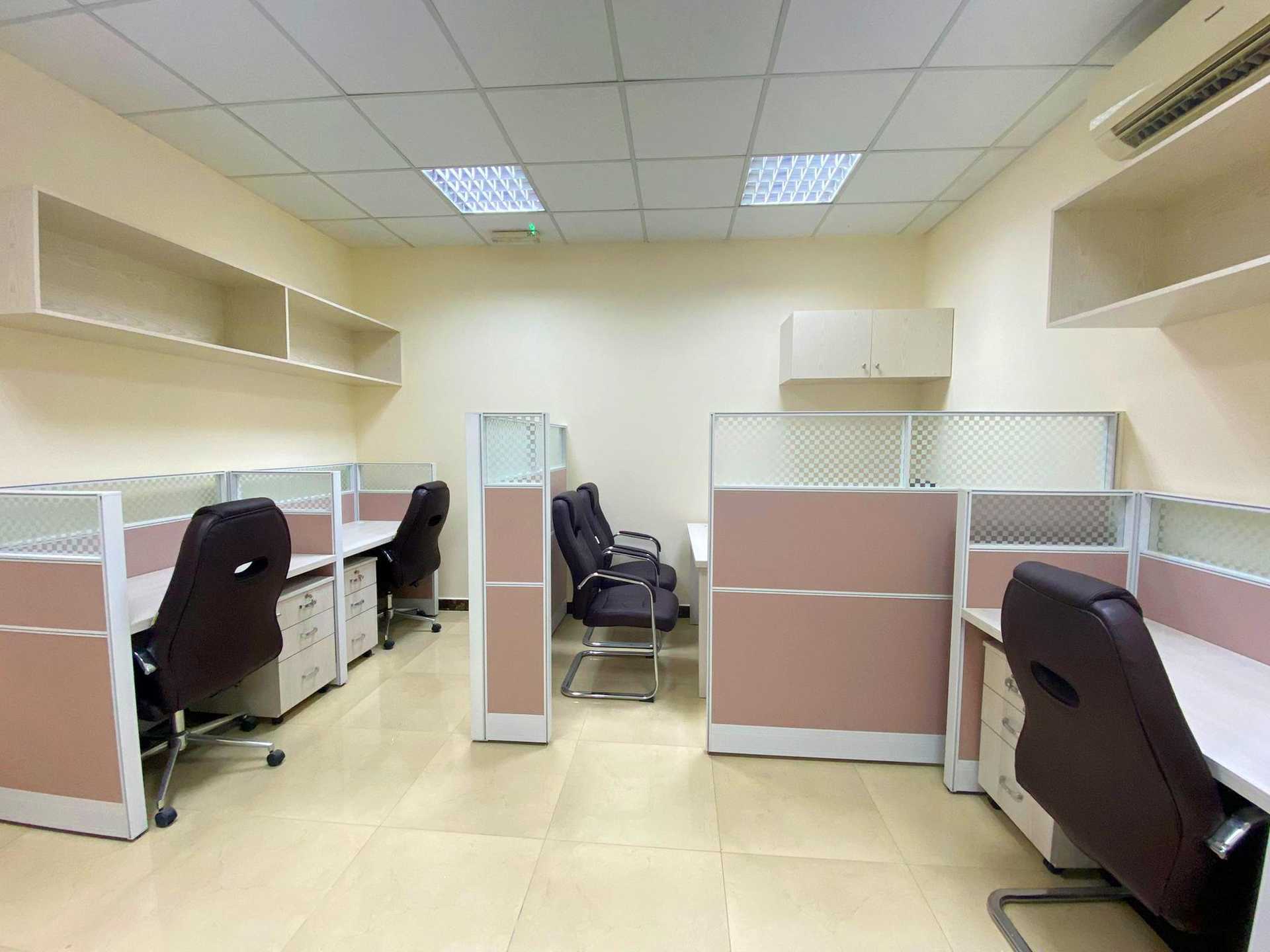 办公室 在 Mu'aydhir Rawḑat Rāshid, Ar Rayyan 12643797