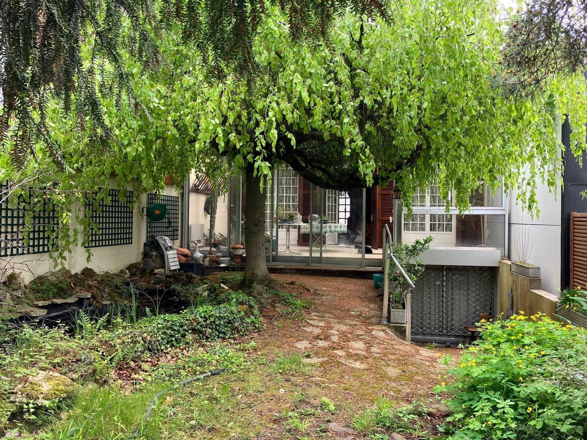 Casa nel Clamart, Hauts-de-Seine 12644049