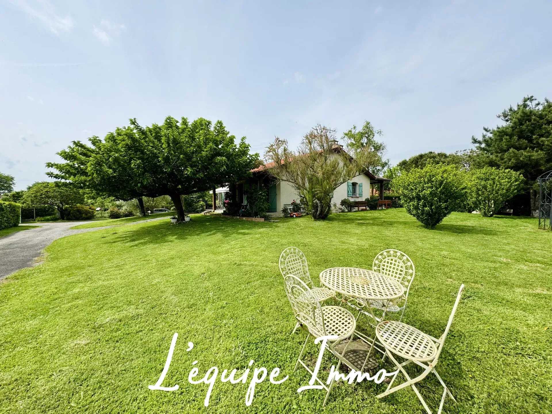 Hus i Lavernose-Lacasse, Occitanie 12644112
