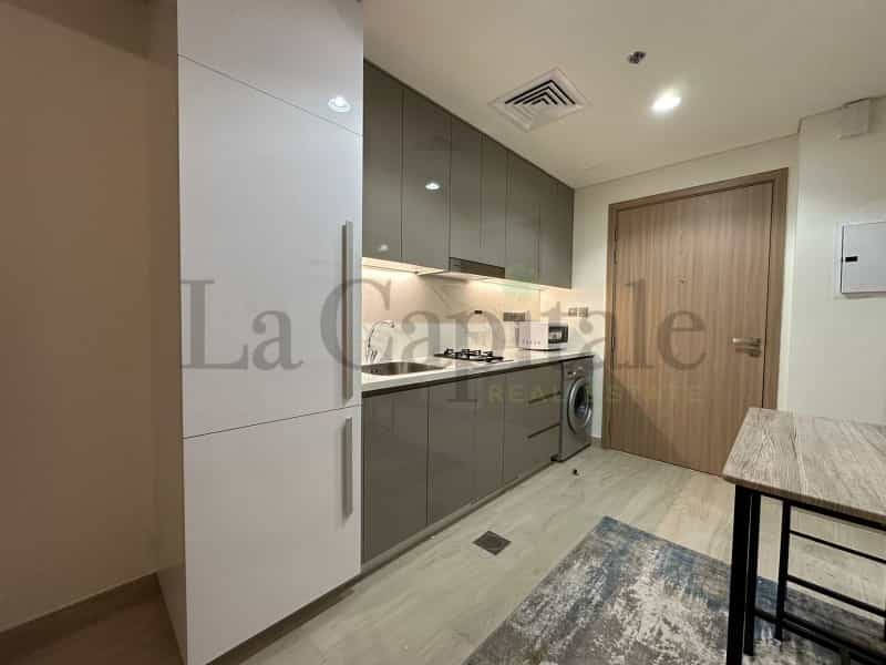 Condominium in Dubai, Dubayy 12644225
