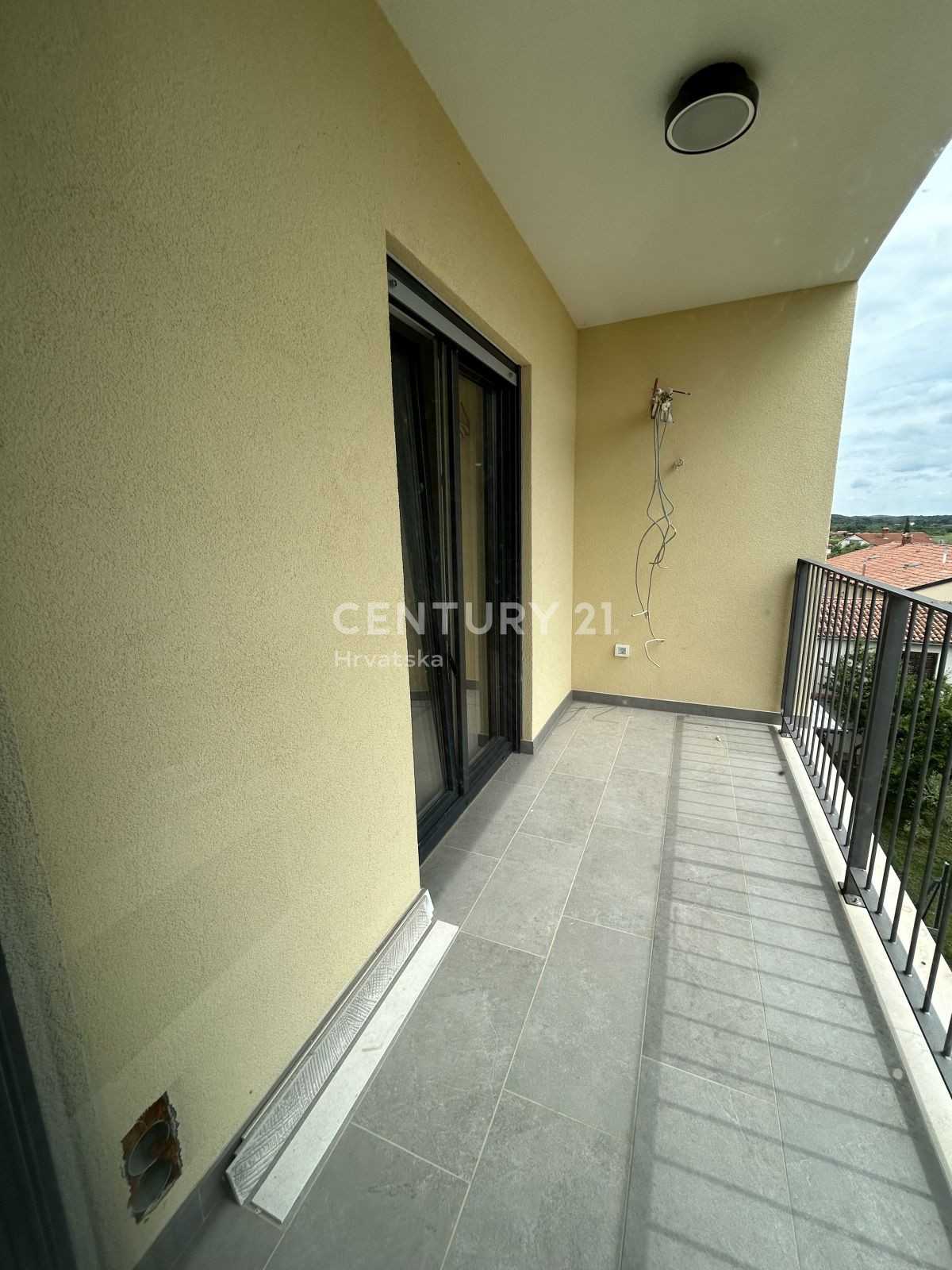Condominium in Rovinj, Istria County 12644271