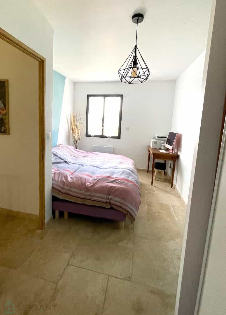 بيت في Fos-sur-Mer, Provence-Alpes-Cote d'Azur 12644686