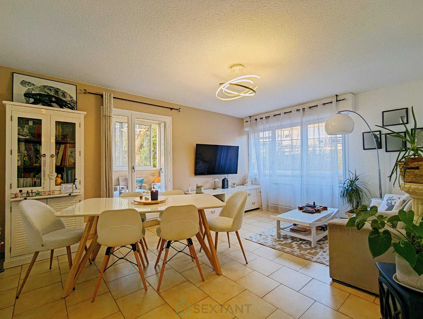 Eigentumswohnung im Sainte-Maxime, Provence-Alpes-Côte d'Azur 12644746