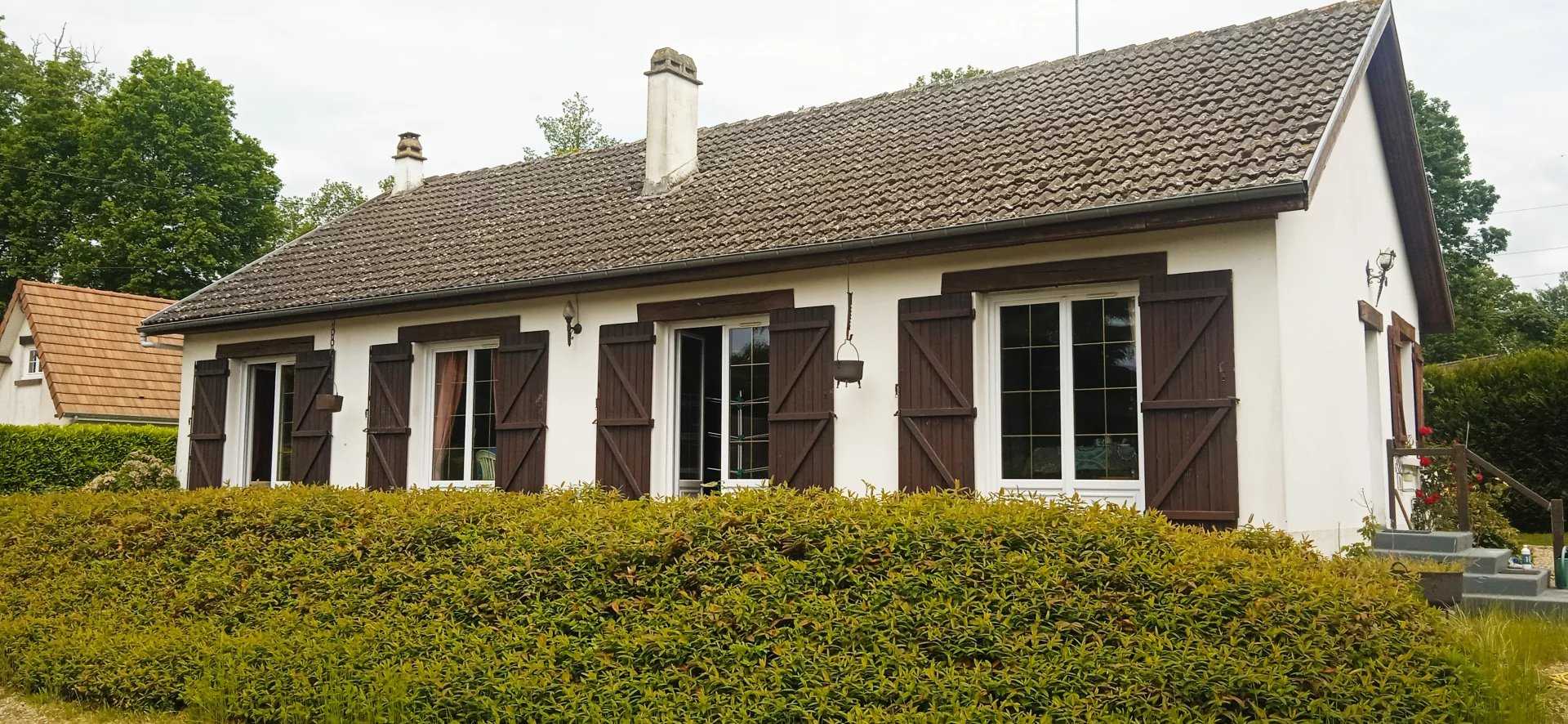 rumah dalam Le Sacq, Normandie 12644987