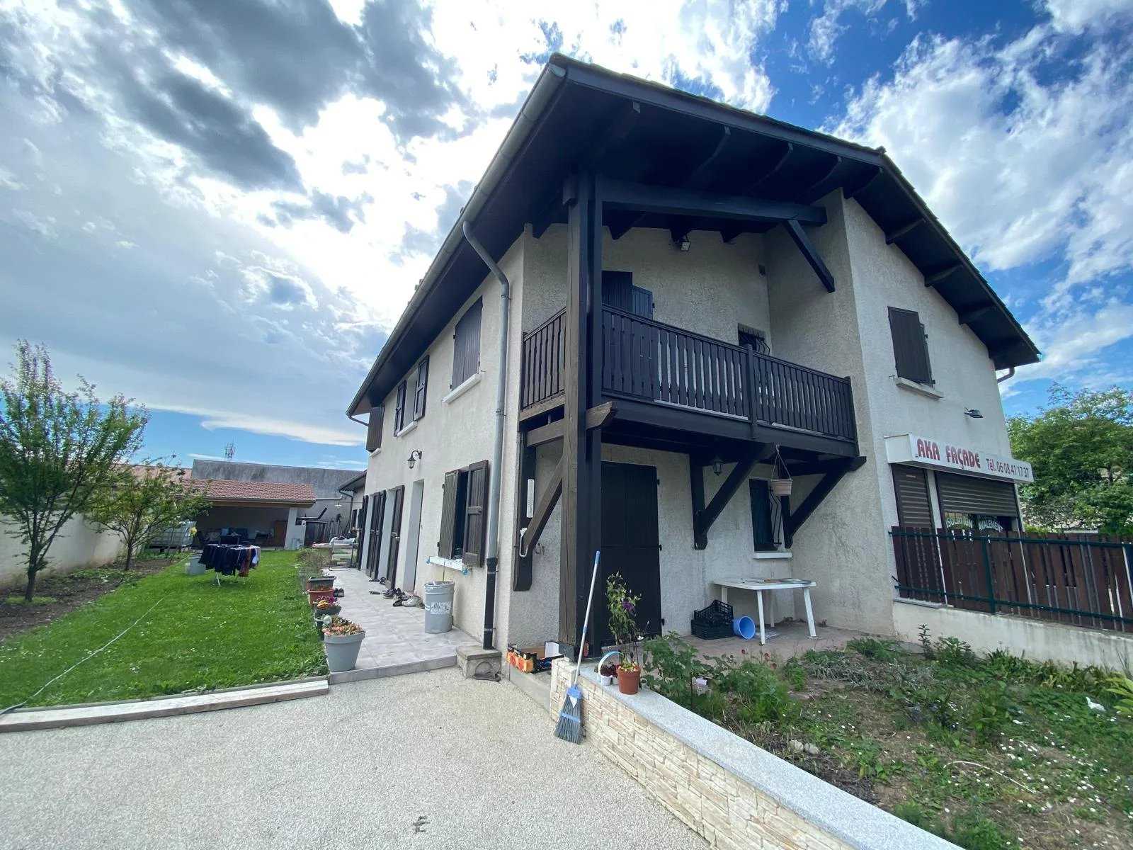 rumah dalam Rives, Auvergne-Rhone-Alpes 12645047