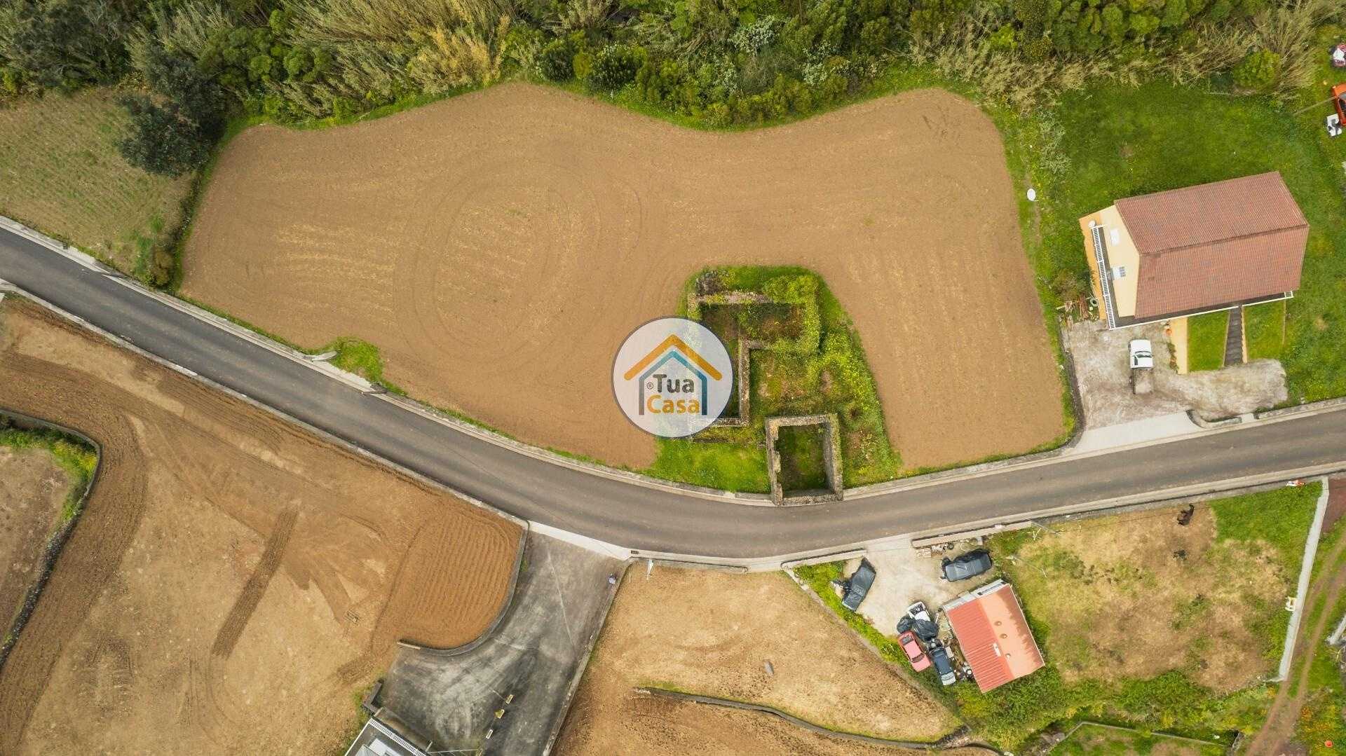 House in Calheta, Azores 12645303