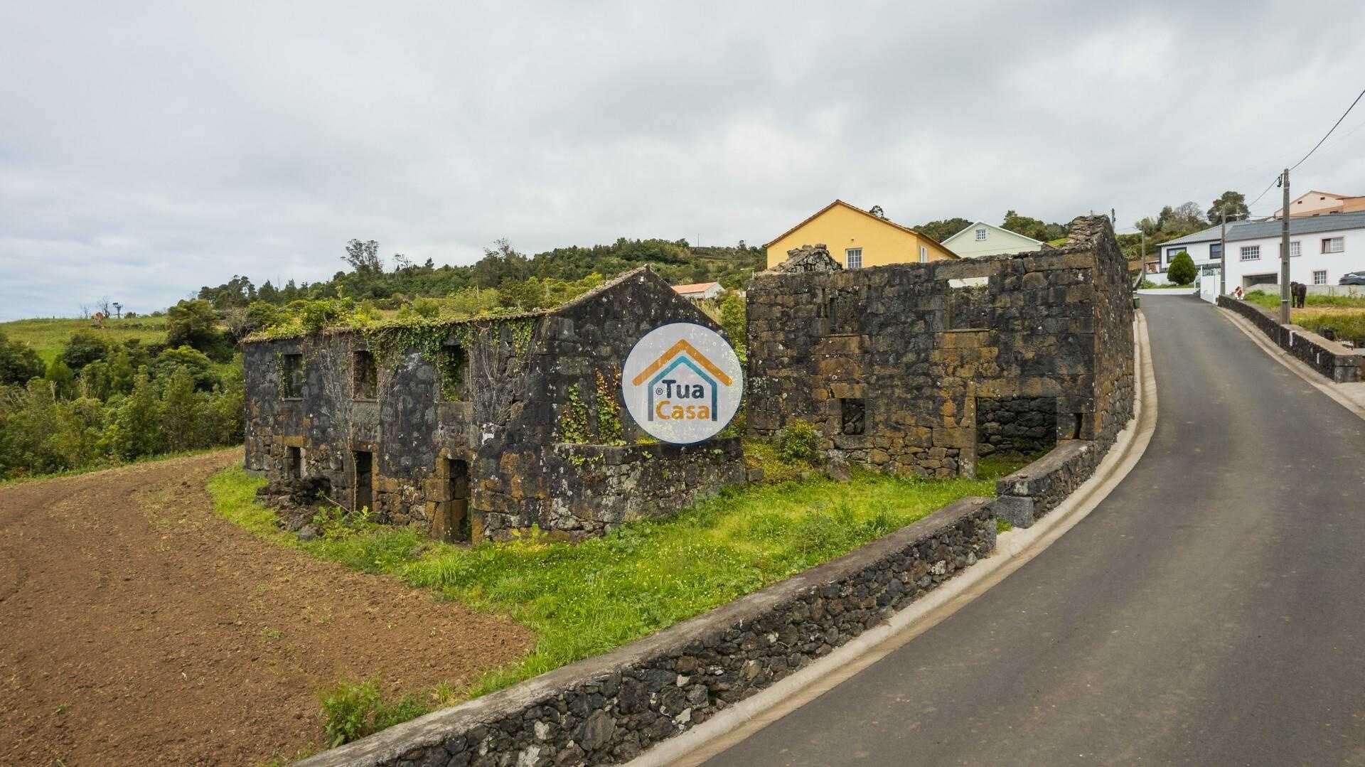 Hus i Calheta, Azorerne 12645303
