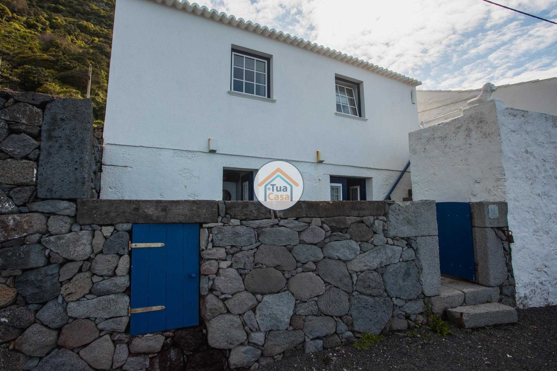 Hus i Topo, Azorene 12645315