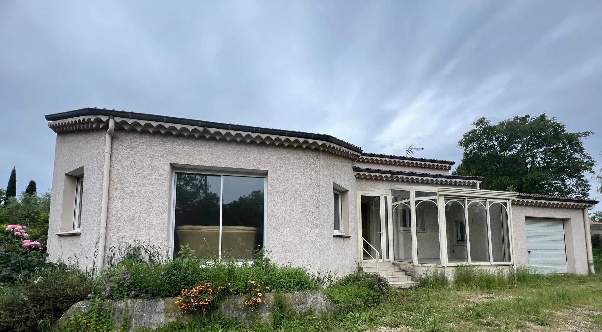 rumah dalam Montélimar, Drôme 12645692