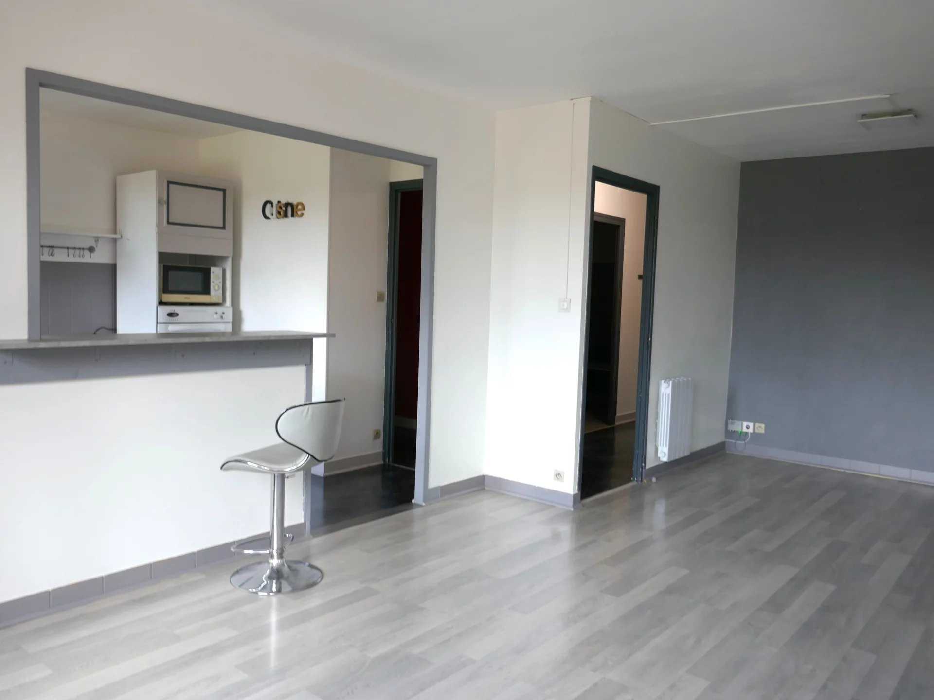 公寓 在 Saint-Martin-du-Frene, 奧弗涅-羅納-阿爾卑斯大區 12645694
