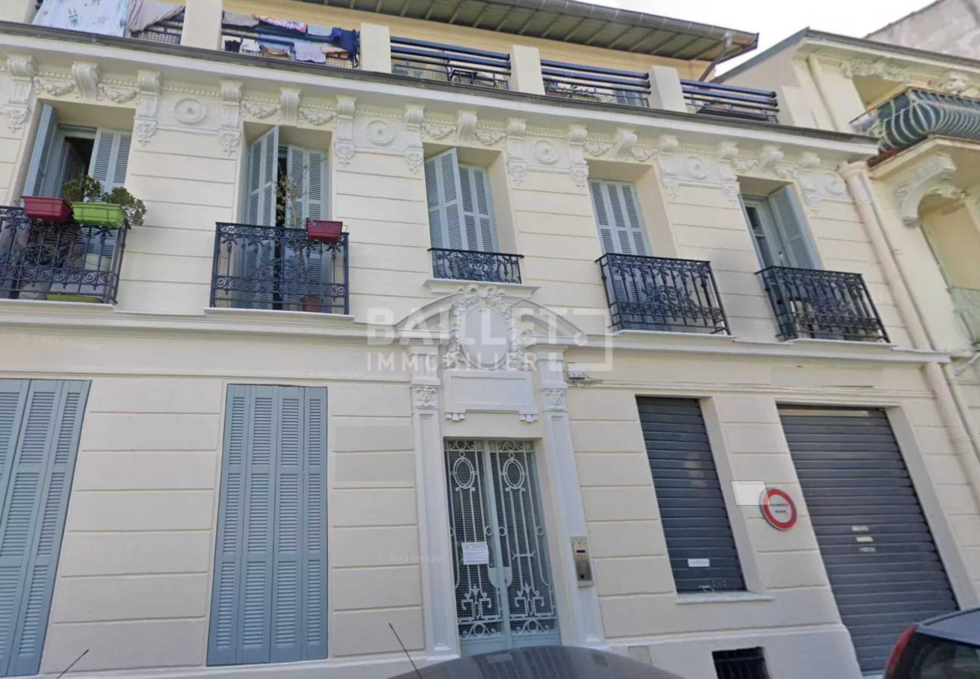 Other in Nice, Provence-Alpes-Cote d'Azur 12647227