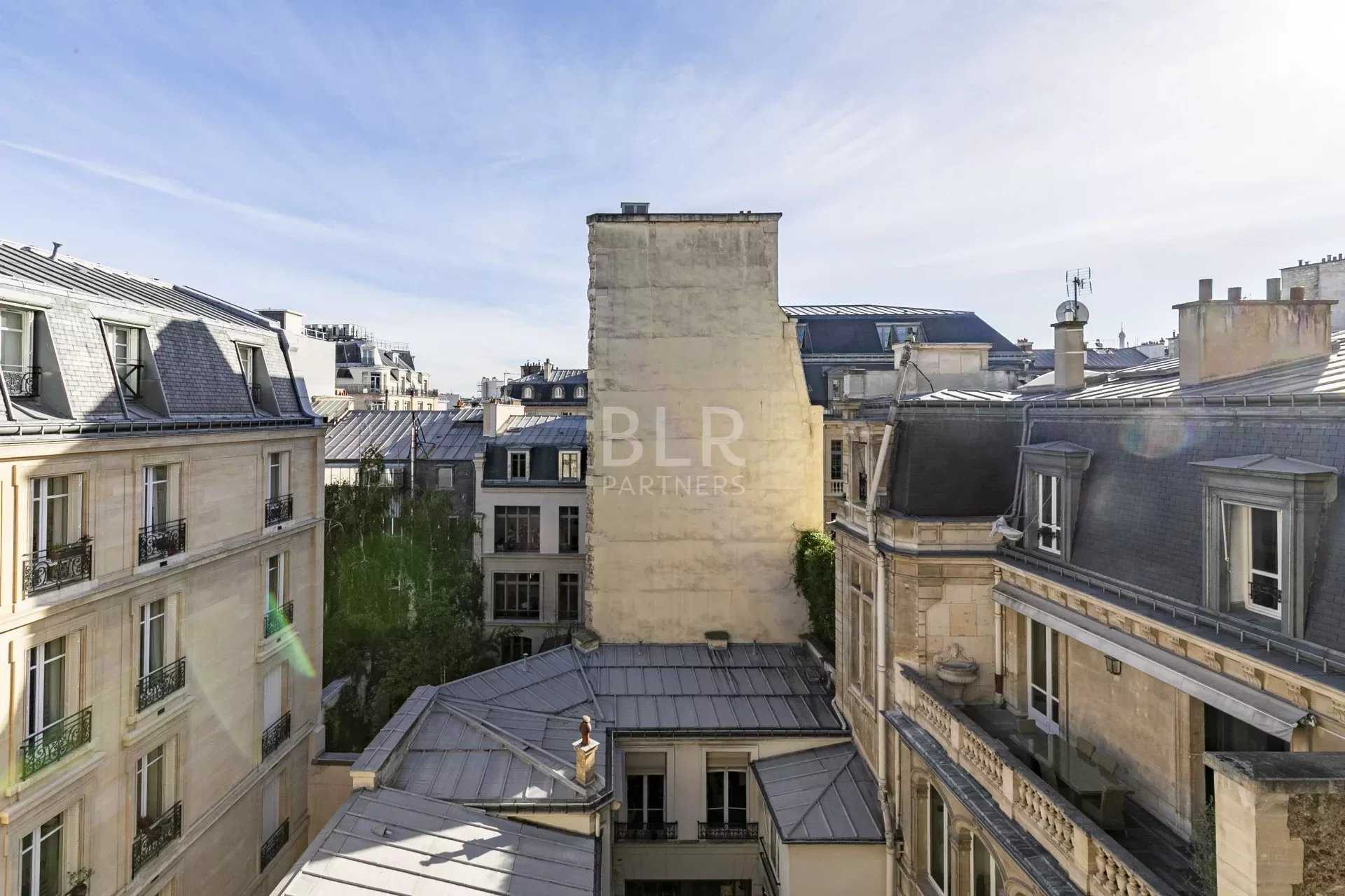 Квартира в Paris 8ème, Paris 12647230