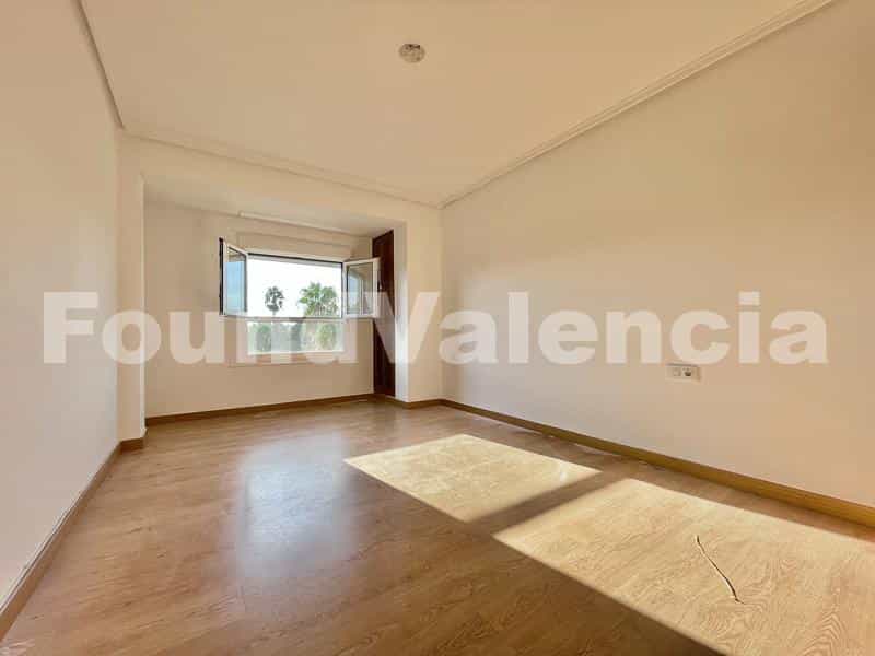 Eigentumswohnung im València, Comunidad Valenciana 12647452