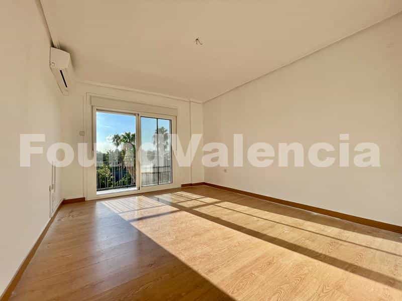 Eigentumswohnung im València, Comunidad Valenciana 12647452