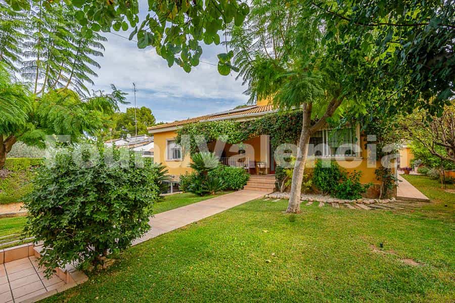 House in La Eliana, Valencia 12647458