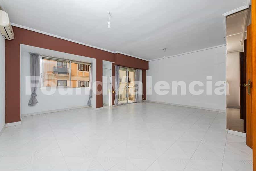 Eigentumswohnung im Valencia, Valencia 12647461