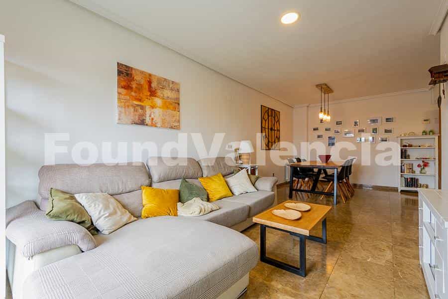 Condominium in Valencia, Valencia 12647487
