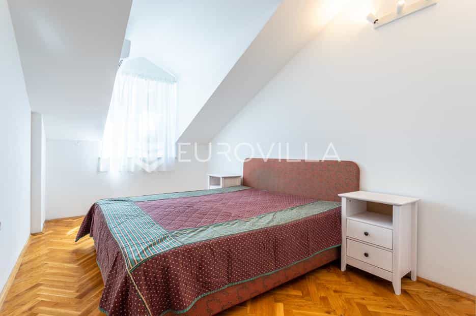 公寓 在 Split, Splitsko-dalmatinska županija 12647557