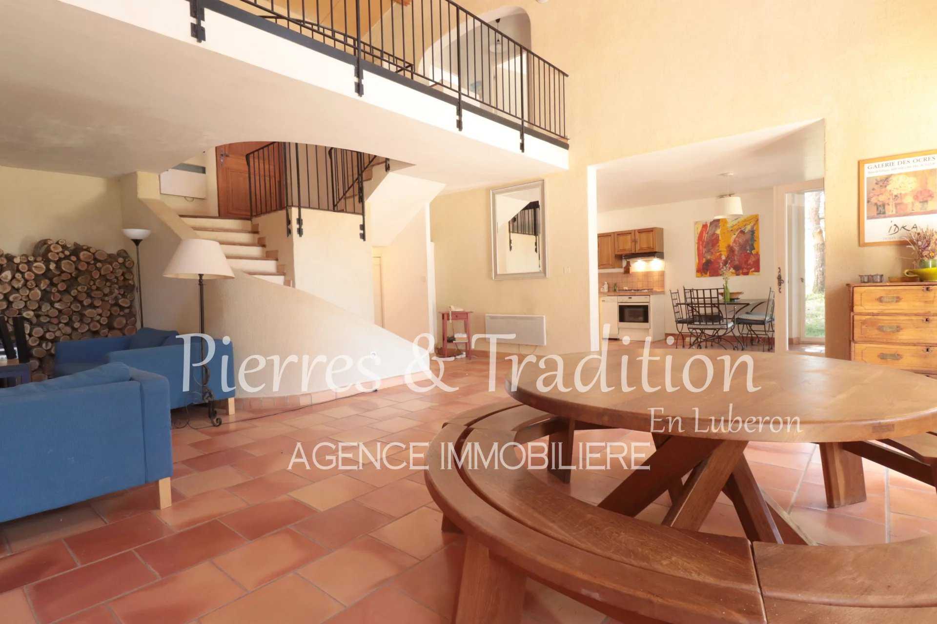 Rumah di Murs, Provence-Alpes-Cote d'Azur 12648432