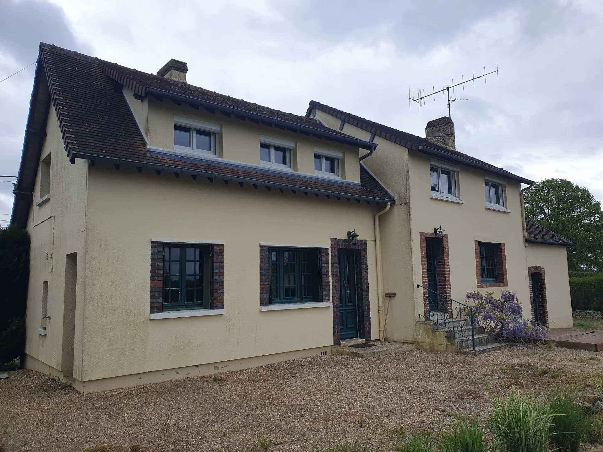 House in Neuilly-sur-Eure, Normandie 12648526