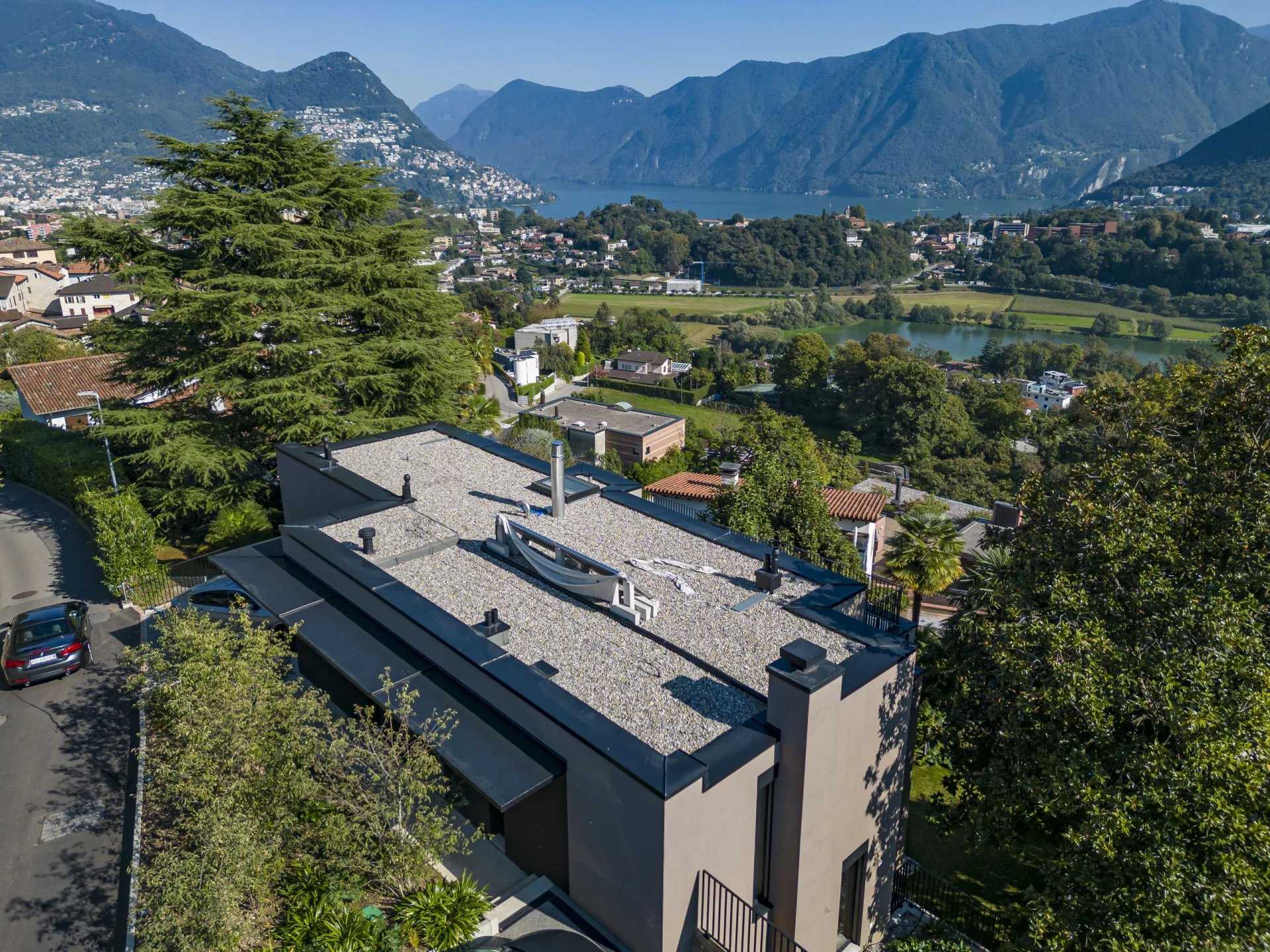 Rumah di Lugano, Ticino 12648582