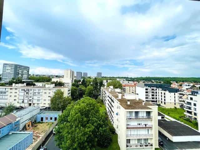 公寓 在 Rosny-sous-Bois, Seine-Saint-Denis 12649279