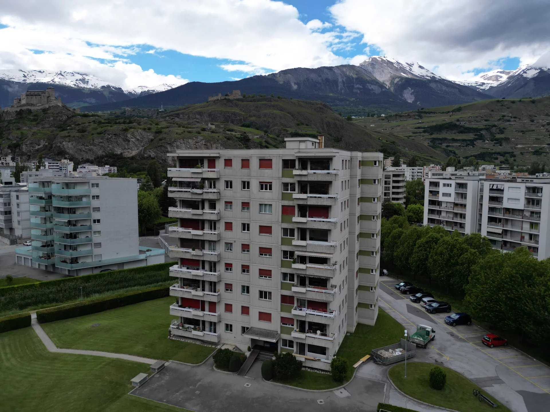 Condominium in Les Agettes, Valais 12649287
